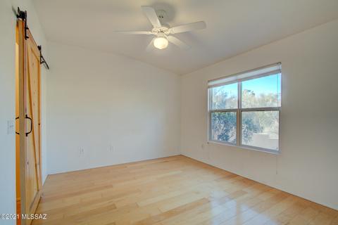547 E Roger Rd, Tucson, AZ 85705 photo 9