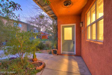547 E Roger Rd, Tucson, AZ 85705 photo 2