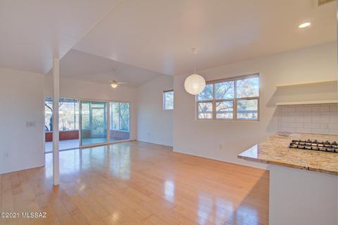 547 E Roger Rd, Tucson, AZ 85705 photo 7
