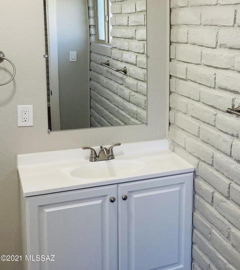 2852 W Capistrano Rd, Tucson, AZ 85746 photo 13