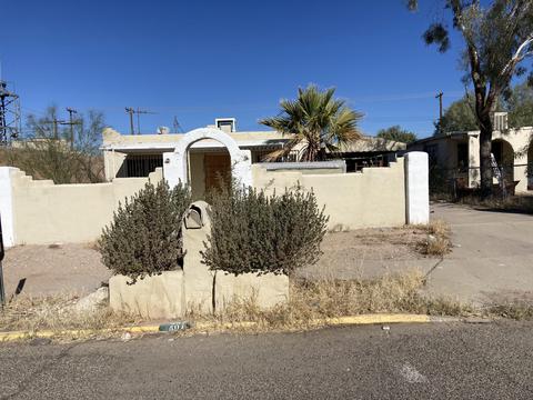 407 E 35th St, Tucson, AZ 85713 photo 2