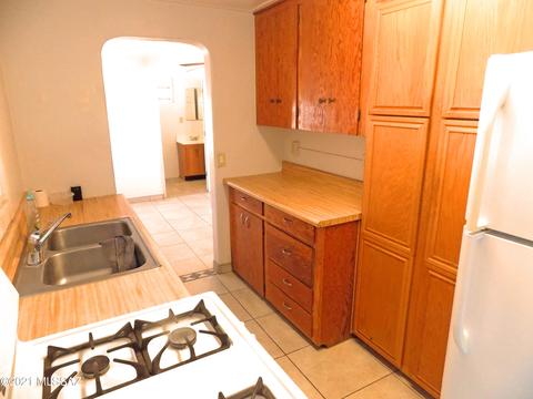 219 E King Rd, Tucson, AZ 85705 photo 8