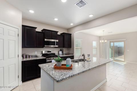 11976 E Becker Dr, Vail, AZ 85641 photo 6