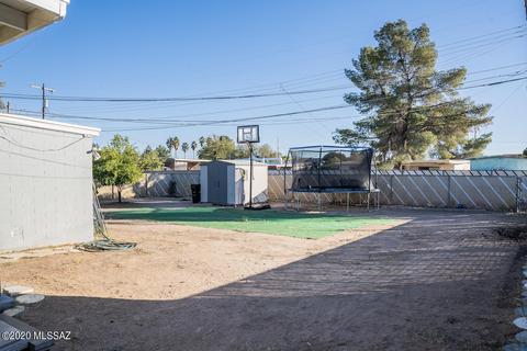 4318 E Sylvane St, Tucson, AZ 85711 photo 5