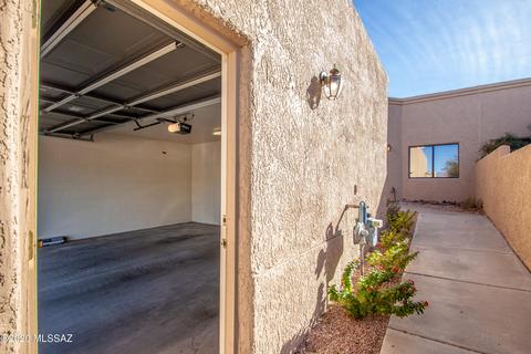 7738 E 35th St, Tucson, AZ 85710 photo 4