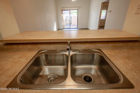 7738 E 35th St, Tucson, AZ 85710 photo 27