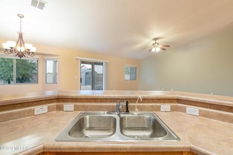 10529 E Marquette St, Tucson, AZ 85747 photo 7