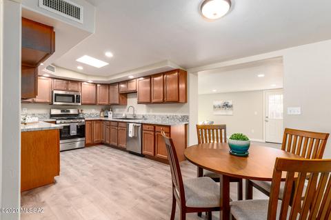 1826 S Avenida Planeta, Tucson, AZ 85710 photo 11