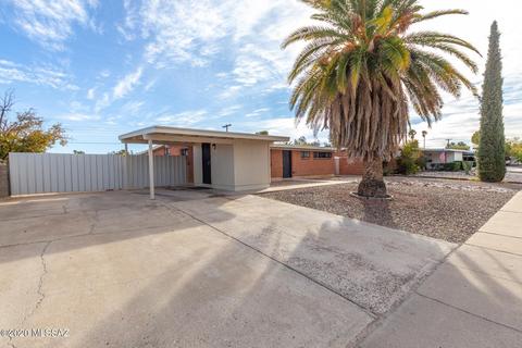7250 E Sylvane Dr, Tucson, AZ 85710 photo 3