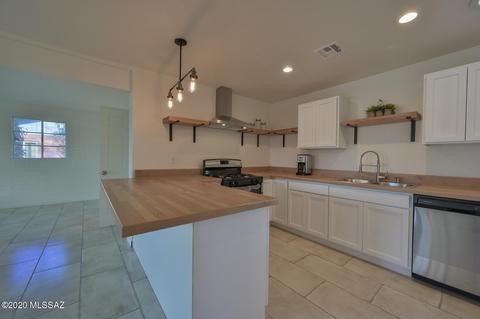 2525 E Blanton Dr, Tucson, AZ 85716 photo 12