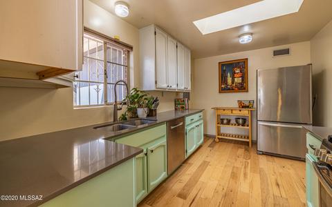2233 E 8th St, Tucson, AZ 85719 photo 8