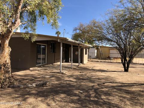 3946 E Sylvane Dr, Tucson, AZ 85711 photo 3
