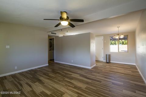 5209 E 23rd St, Tucson, AZ 85711 photo 4