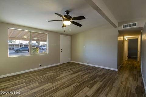 5209 E 23rd St, Tucson, AZ 85711 photo 6