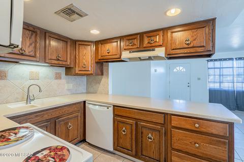 4656 E 16th St, Tucson, AZ 85711 photo 7