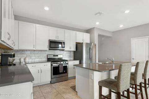 14250 E Adeline Dr, Vail, AZ 85641 photo 5