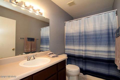 8916 E Apache Well Pl, Tucson, AZ 85730 photo 7