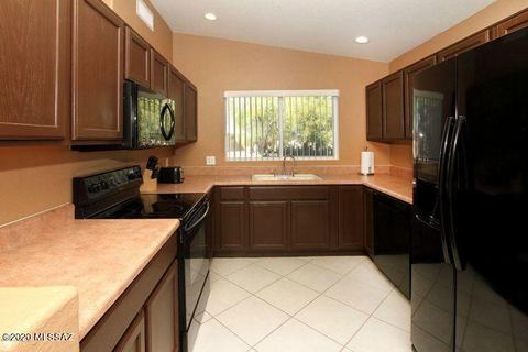 8916 E Apache Well Pl, Tucson, AZ 85730 photo 4