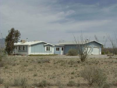 550 N Slate Dr, Vail, AZ 85641 photo 2