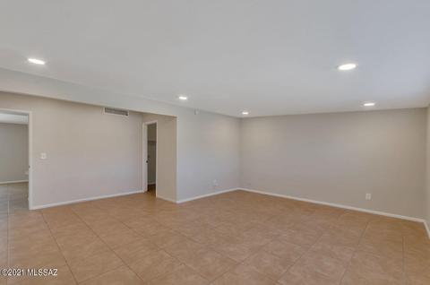 8900 E Mcclellan St, Tucson, AZ 85710 photo 30
