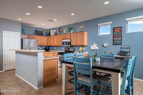 192 E Adytum Pl, Vail, AZ 85641 photo 2