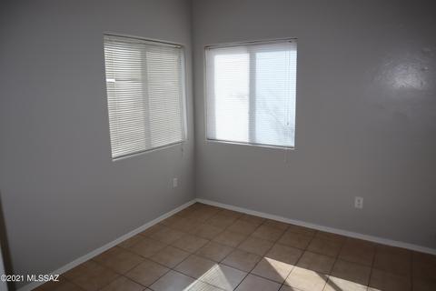 3775 Drexel Manor Stra, Tucson, AZ 85706 photo 9