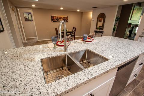 8023 E Shadow Ln, Tucson, AZ 85750 photo 24