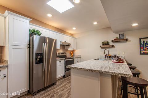 8023 E Shadow Ln, Tucson, AZ 85750 photo 22
