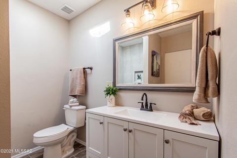 8023 E Shadow Ln, Tucson, AZ 85750 photo 32