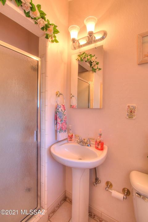 6121 Eli St, Tucson, AZ 85711 photo 5