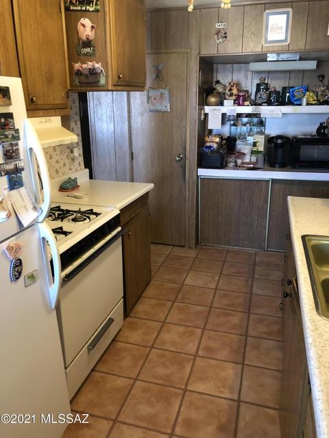 699 E Lake Dr, Benson, AZ 85602 photo 14