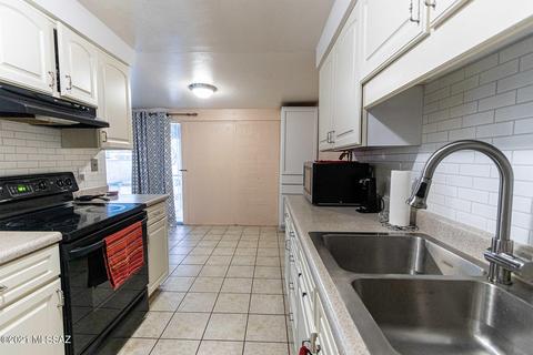 6517 E Nelson Dr, Tucson, AZ 85730 photo 9