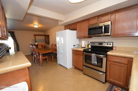 7233 E 29th St, Tucson, AZ 85710 photo 4