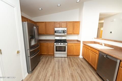 10156 E Desert Paradise Pl, Tucson, AZ 85747 photo 7