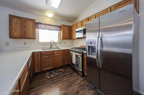 9270 E Wide Creek Way, Tucson, AZ 85747 photo 12