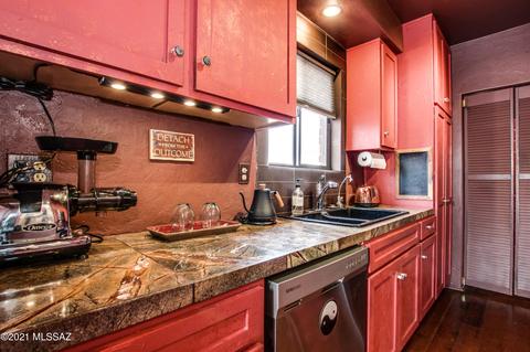 1746 E Grant Rd, Tucson, AZ 85719 photo 2