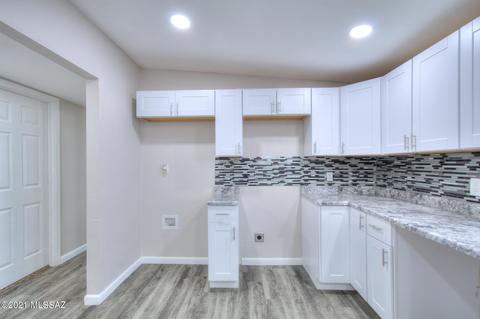 1711 E Holladay St, Tucson, AZ 85706 photo 13