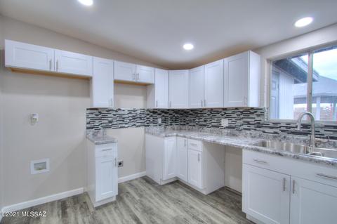1711 E Holladay St, Tucson, AZ 85706 photo 12