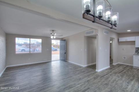 1711 E Holladay St, Tucson, AZ 85706 photo 8