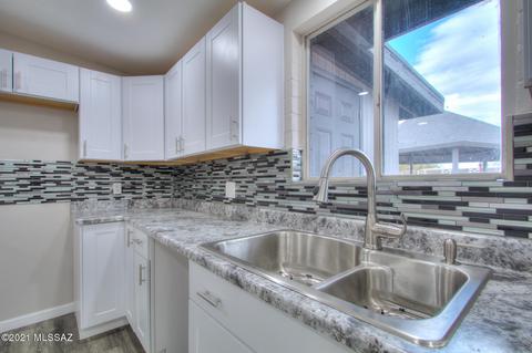 1711 E Holladay St, Tucson, AZ 85706 photo 15