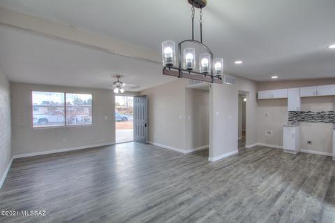 1711 E Holladay St, Tucson, AZ 85706 photo 9