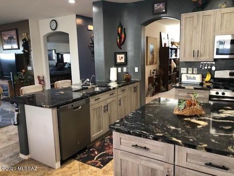 13761 E Weiers St, Vail, AZ 85641 photo 8