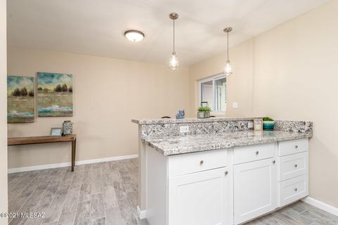 5726 E 2nd St, Tucson, AZ 85711 photo 10
