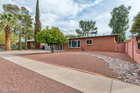 5726 E 2nd St, Tucson, AZ 85711 photo 3