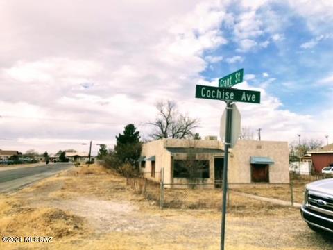 174 S Cochise Ave, Willcox, AZ 85643 photo 2