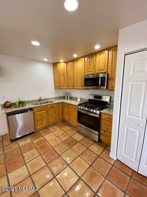 2558 E Hampton St, Tucson, AZ 85716 photo 15