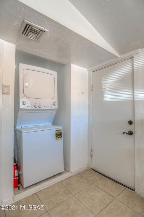 815 E 8th St, Tucson, AZ 85719 photo 27