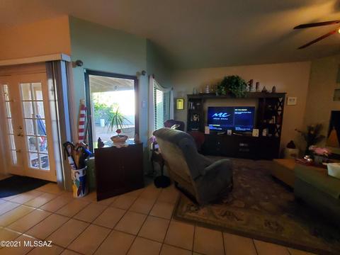 8065 E 3rd St, Tucson, AZ 85710 photo 4