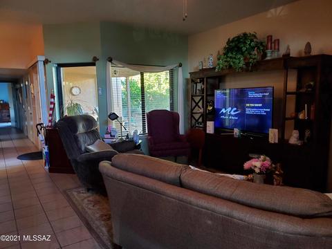 8065 E 3rd St, Tucson, AZ 85710 photo 2