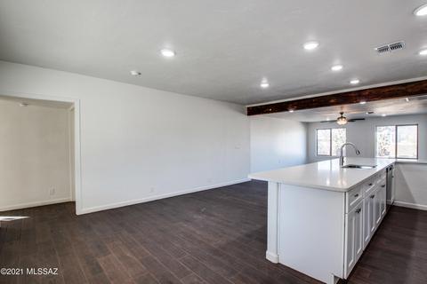 4839 E 4th St, Tucson, AZ 85711 photo 8